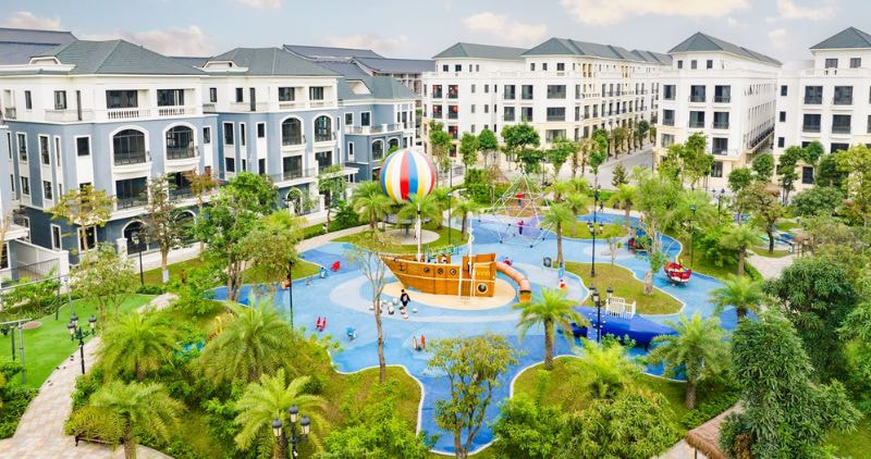 Công viên nội khu dành cho cư dân sở hữu biệt thự San Hô